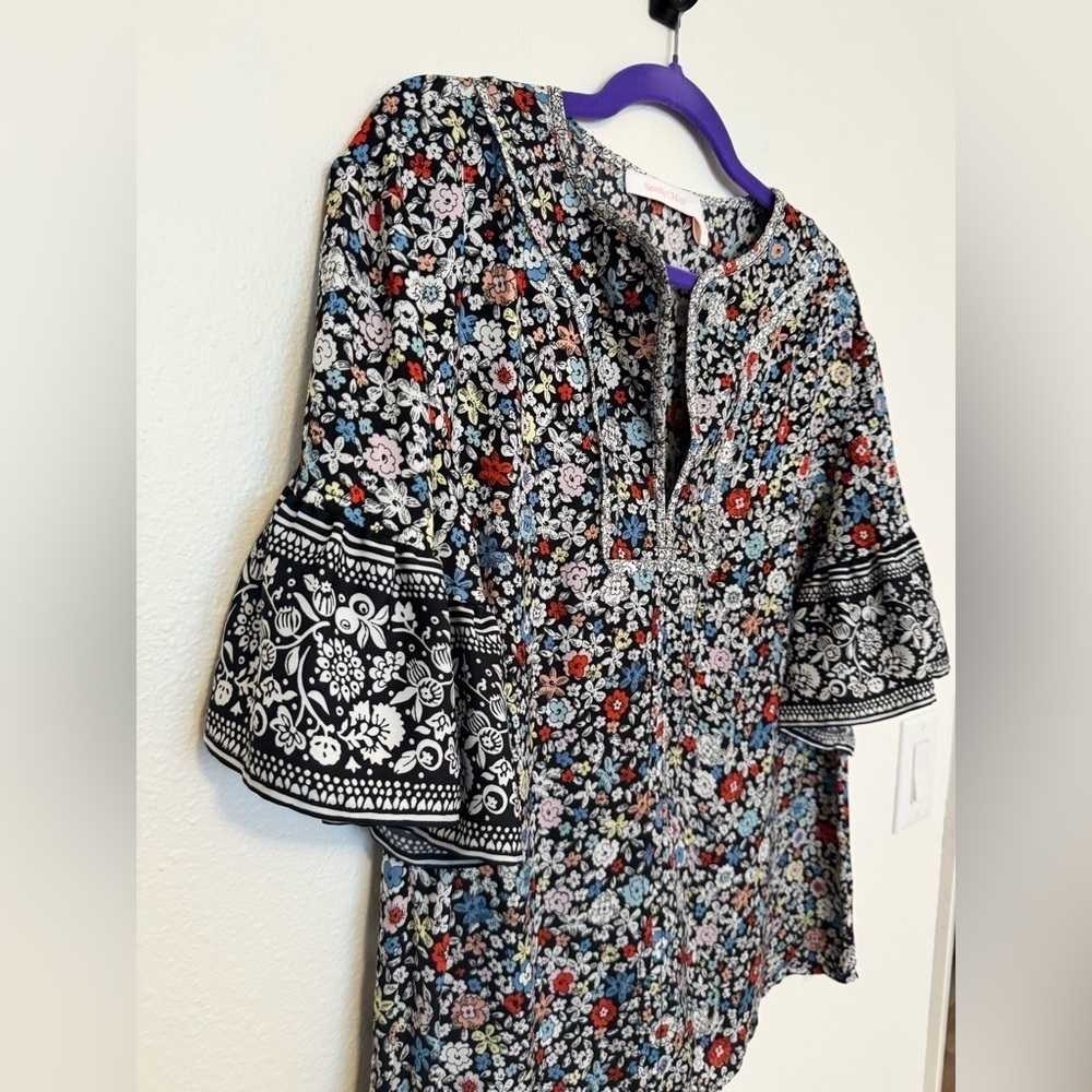 See by Chloe Janice Patchwork Blouse Floral Size FR36 US 4 EUC - Picture 4 of 9